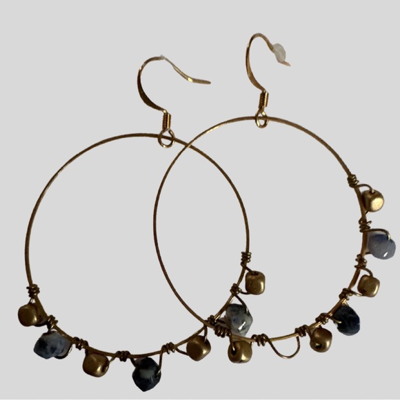 3 Siamese Accessories Dangling Earrings - Picture 6 of 13